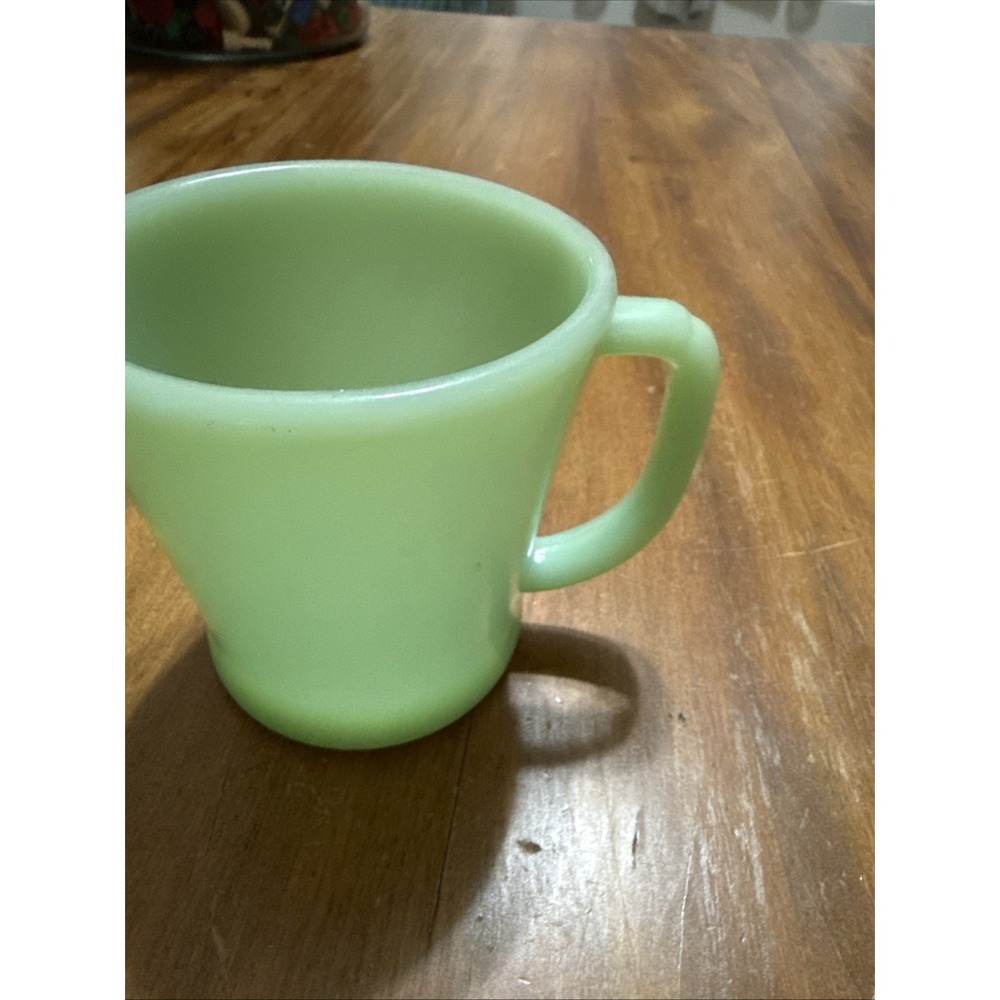 Fire King Oven Ware USA Green Jadeite D Handle Milk Glass Coffee Mug Vintage - Picture 2 of 5